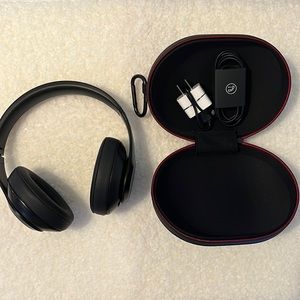Beats studio 3 matte black over ear headphones